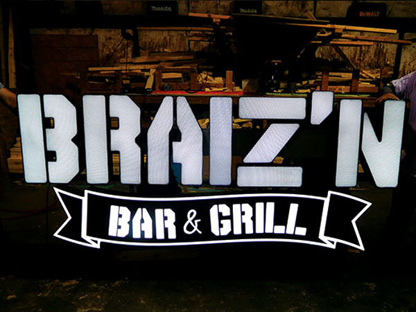 Braiz’n Bar & Grill