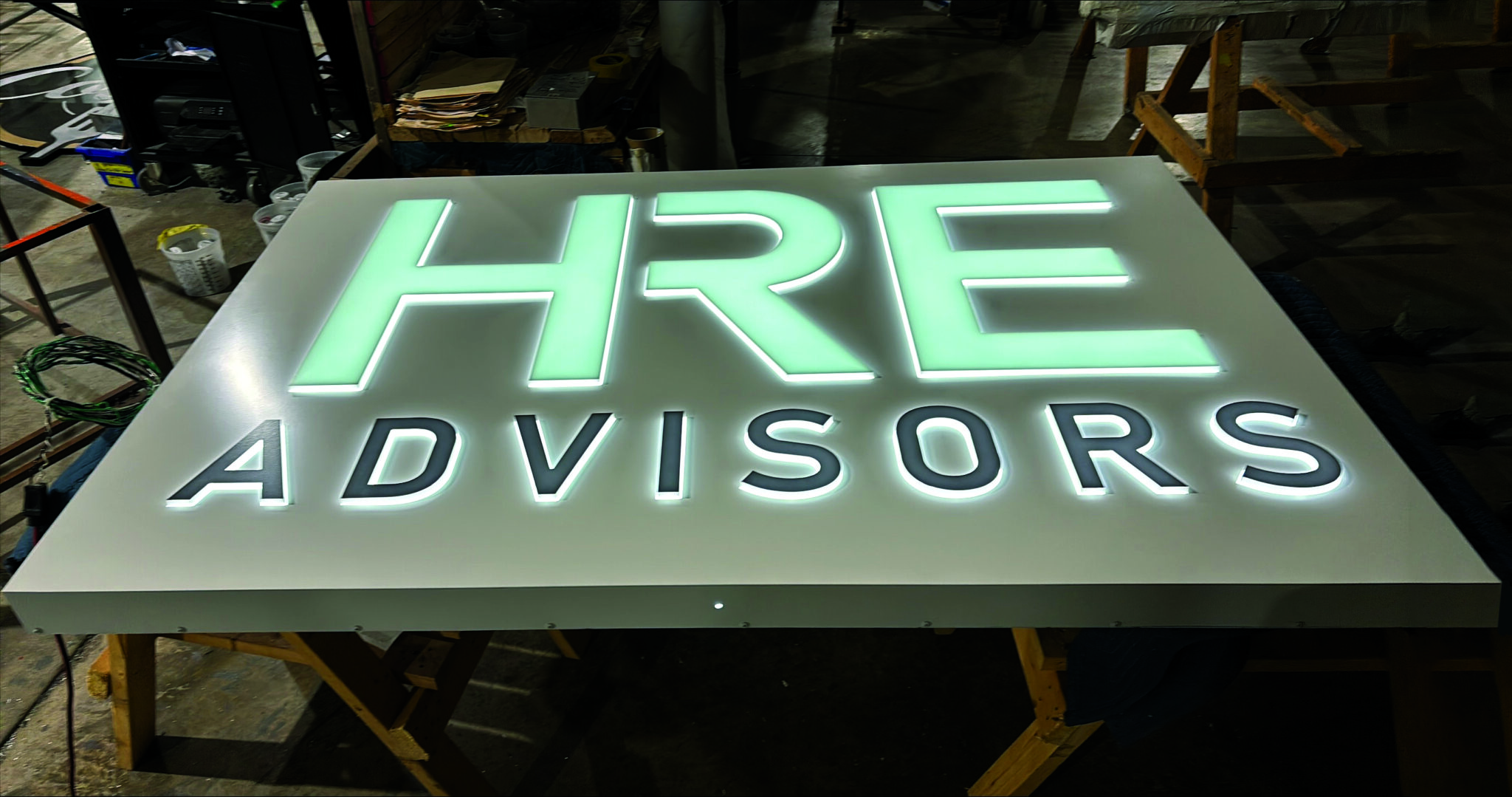 Horizon Line Signfab